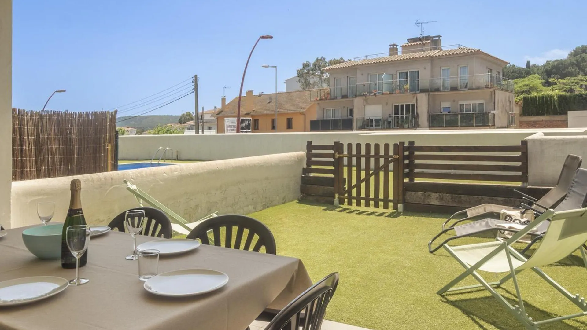 Apartamento Con Piscina Y Parking A 100M De La Playa De Riells, 3 Habitaciones - Es-325-1 Torroella de Montgrí Apartman