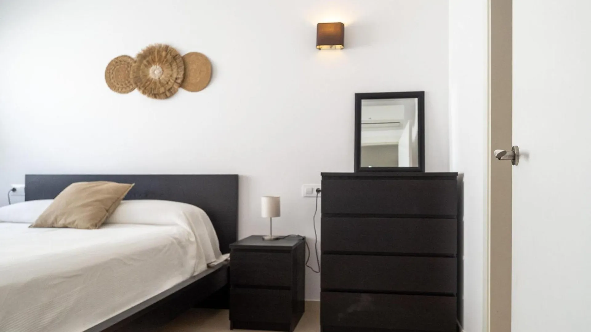 Daire Apartamento Con Piscina Y Parking A 100M De La Playa De Riells, 3 Habitaciones - Es-325-1 Torroella de Montgrí